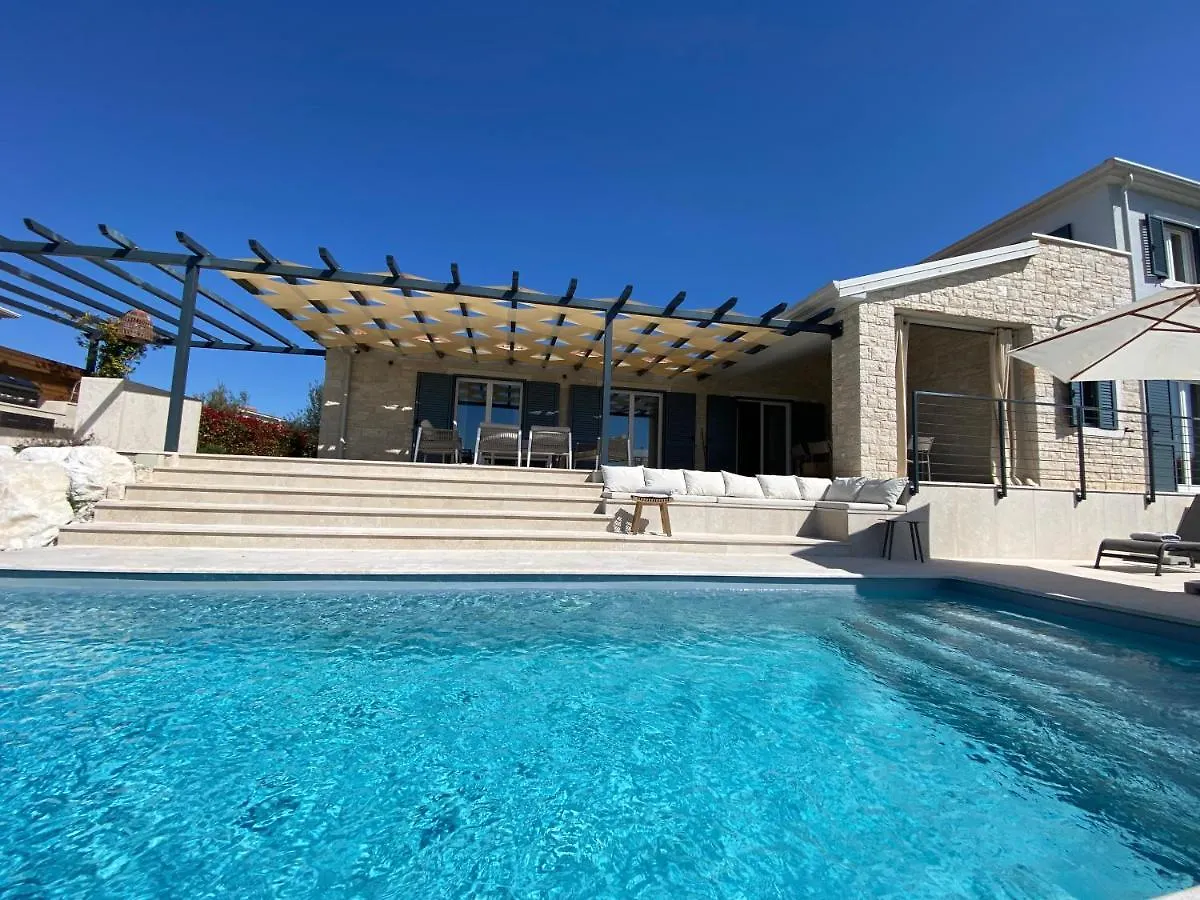 Villa Tina Maria With Seaview Near Porec Markovac